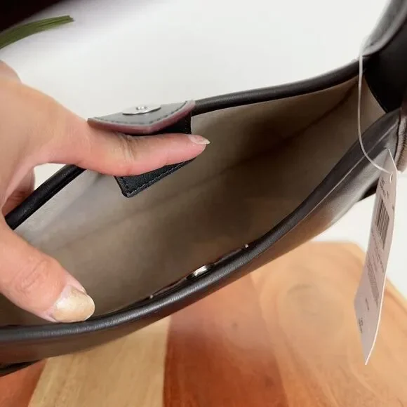 Coach Black and Red Shoulder Bag - Picture 8 of 11